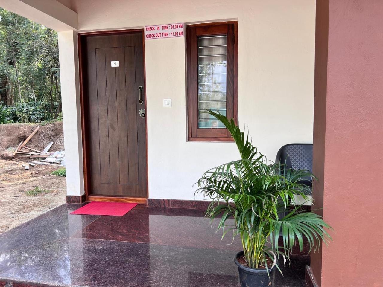 Silver Shadow Homestay Chikmagalūr Exterior foto
